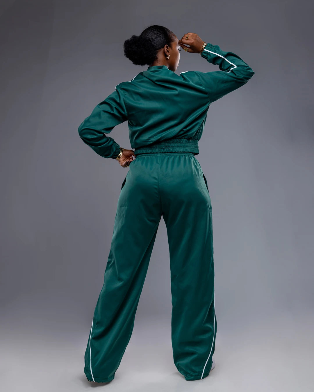 Rich Green Haven Matching Set – Women’s Fit (Cropped Jacket & Pants)