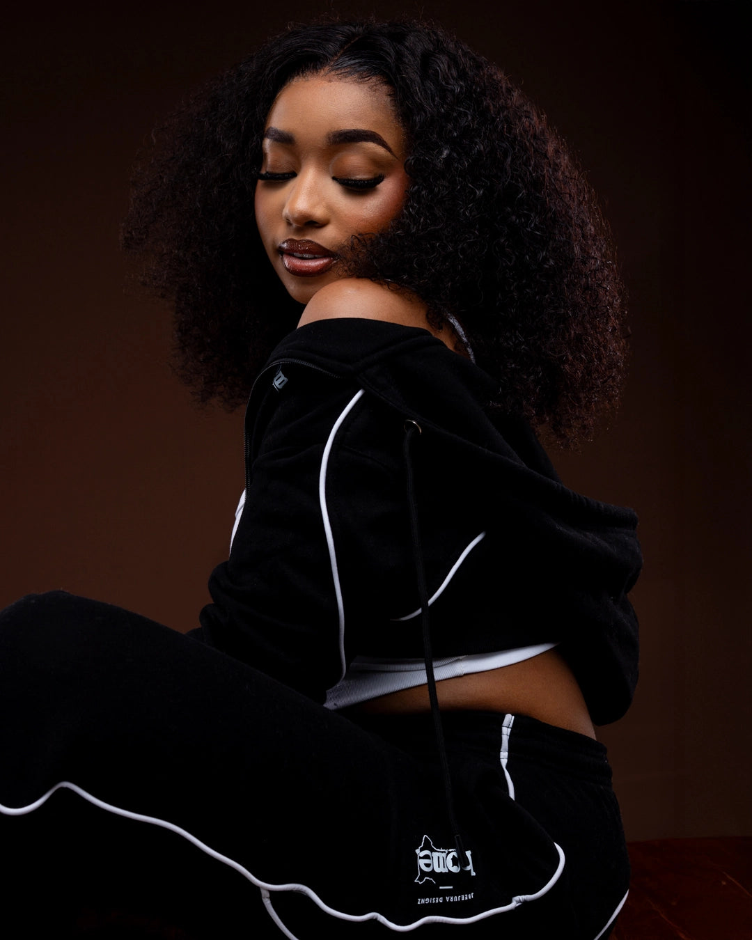 Cherie Crop Zipped Hoodie - Black (NUVETRA™ Fabric)