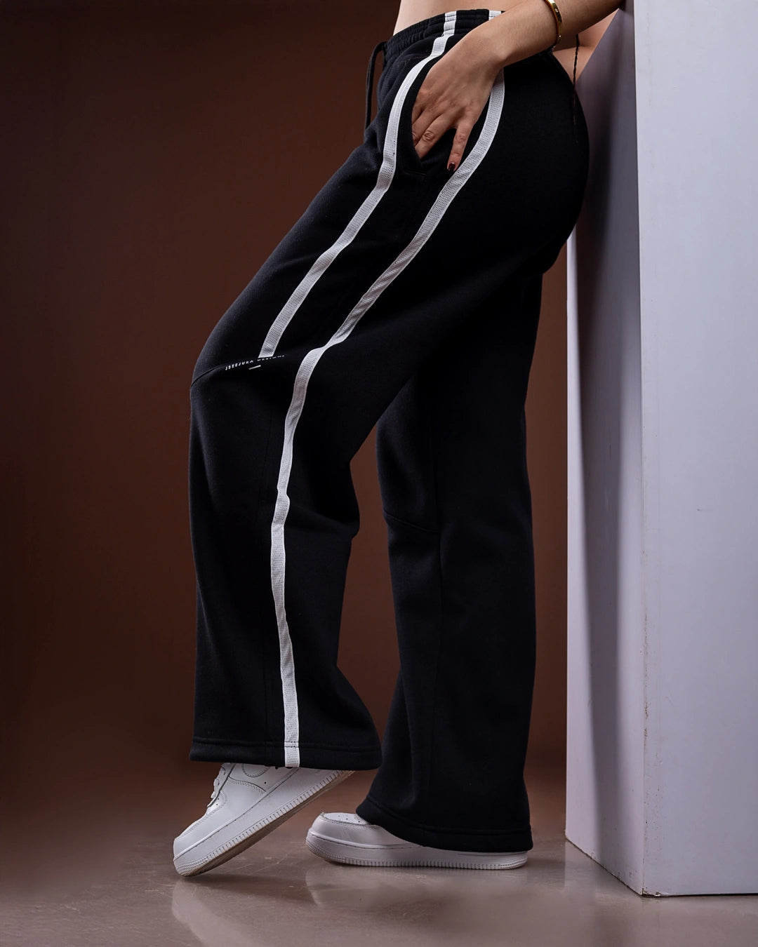 Accolade Cosy Pants - Black