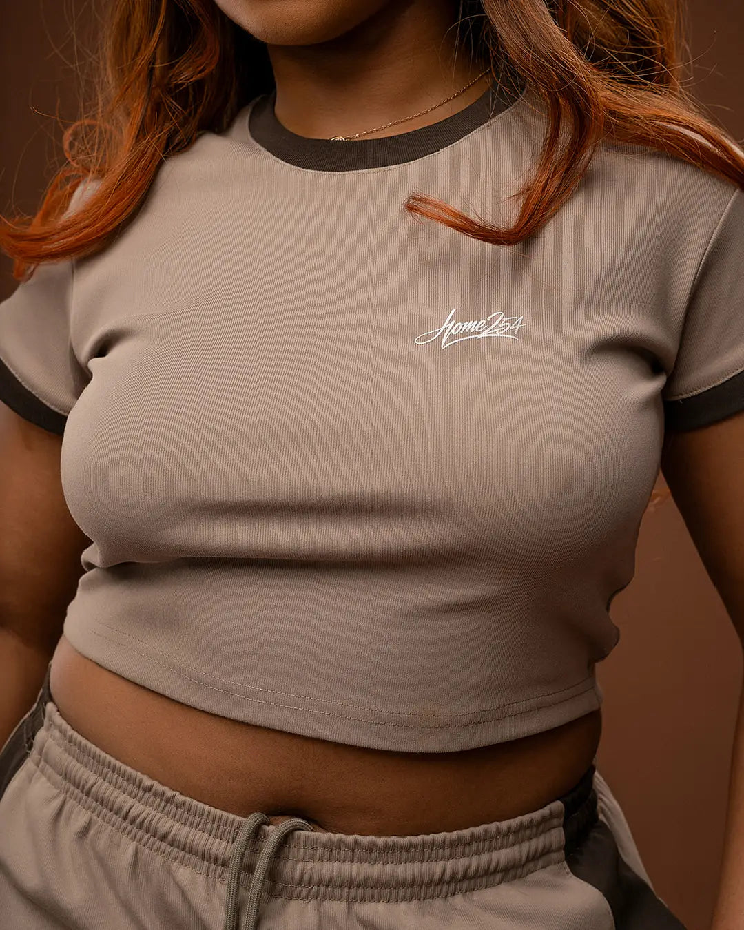 DOLLY CROPPED TEE - Cedar + Espresso