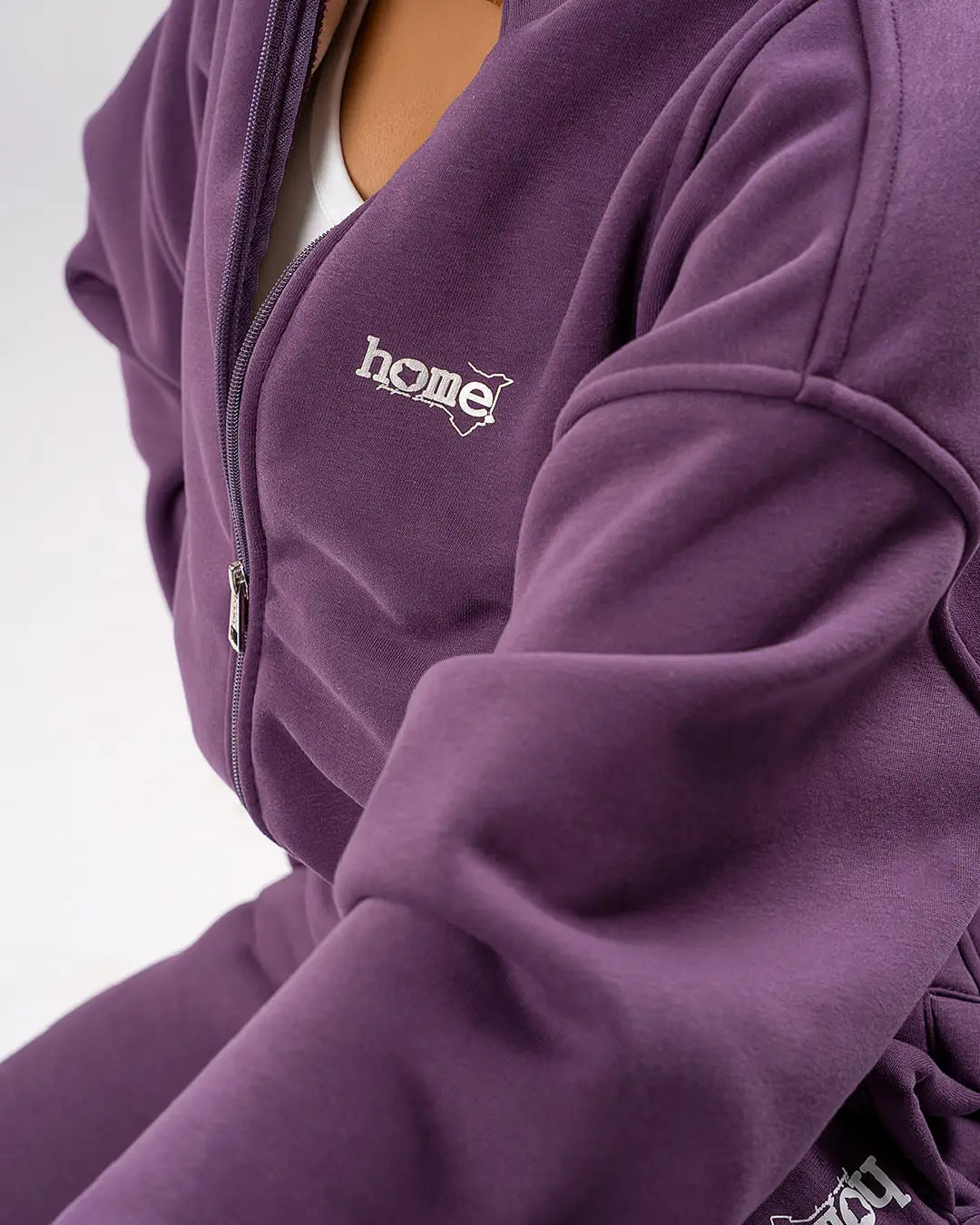 Moda Cropped Zip-Up Sweatshirt – Purple (Nuvetra Fabric)