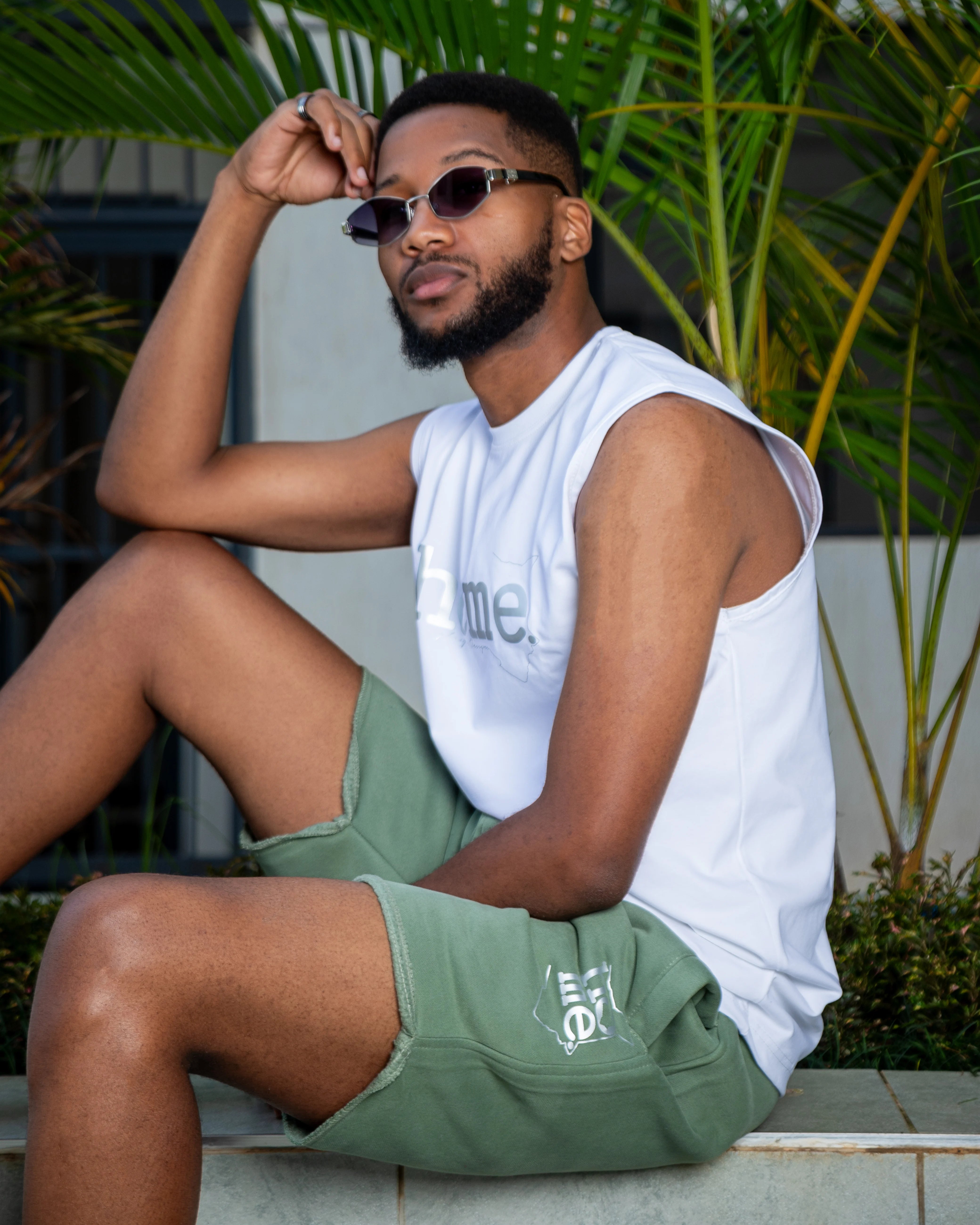 Sleeveless T-shirt - White