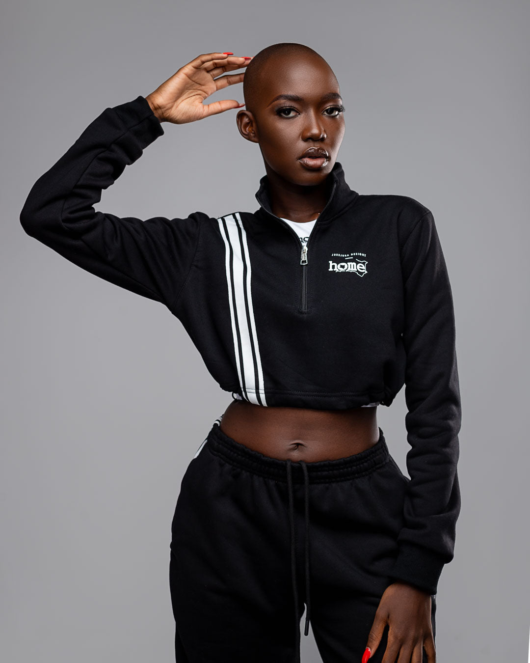 Drip Cropped Sweatshirt - Black