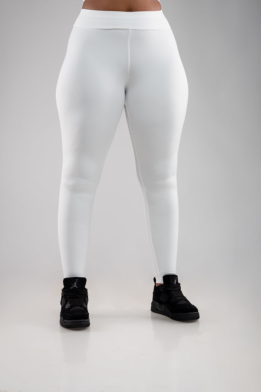 Cheeky Hi-Rise Leggings - White