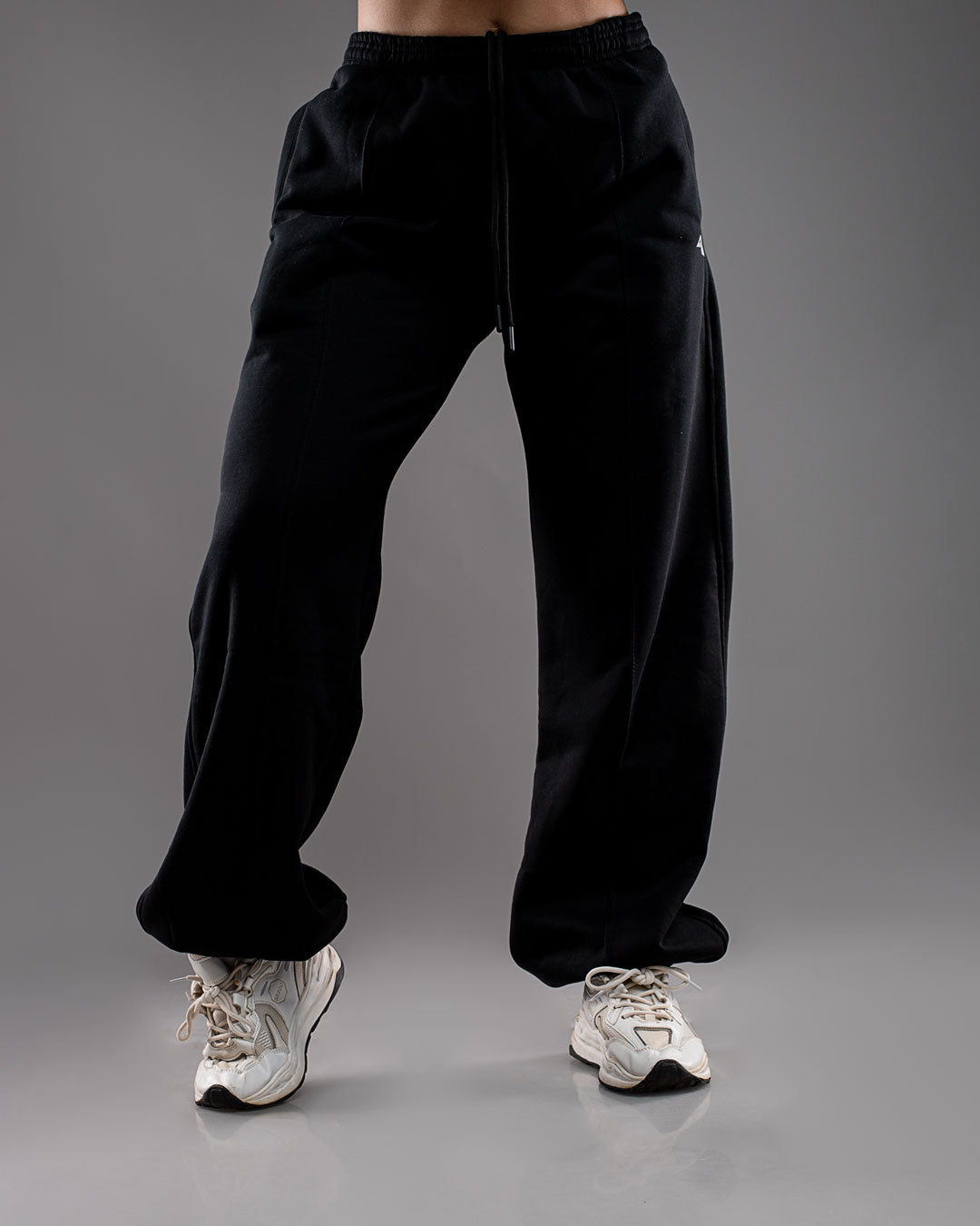 Uno Womens Sweatpants - Black