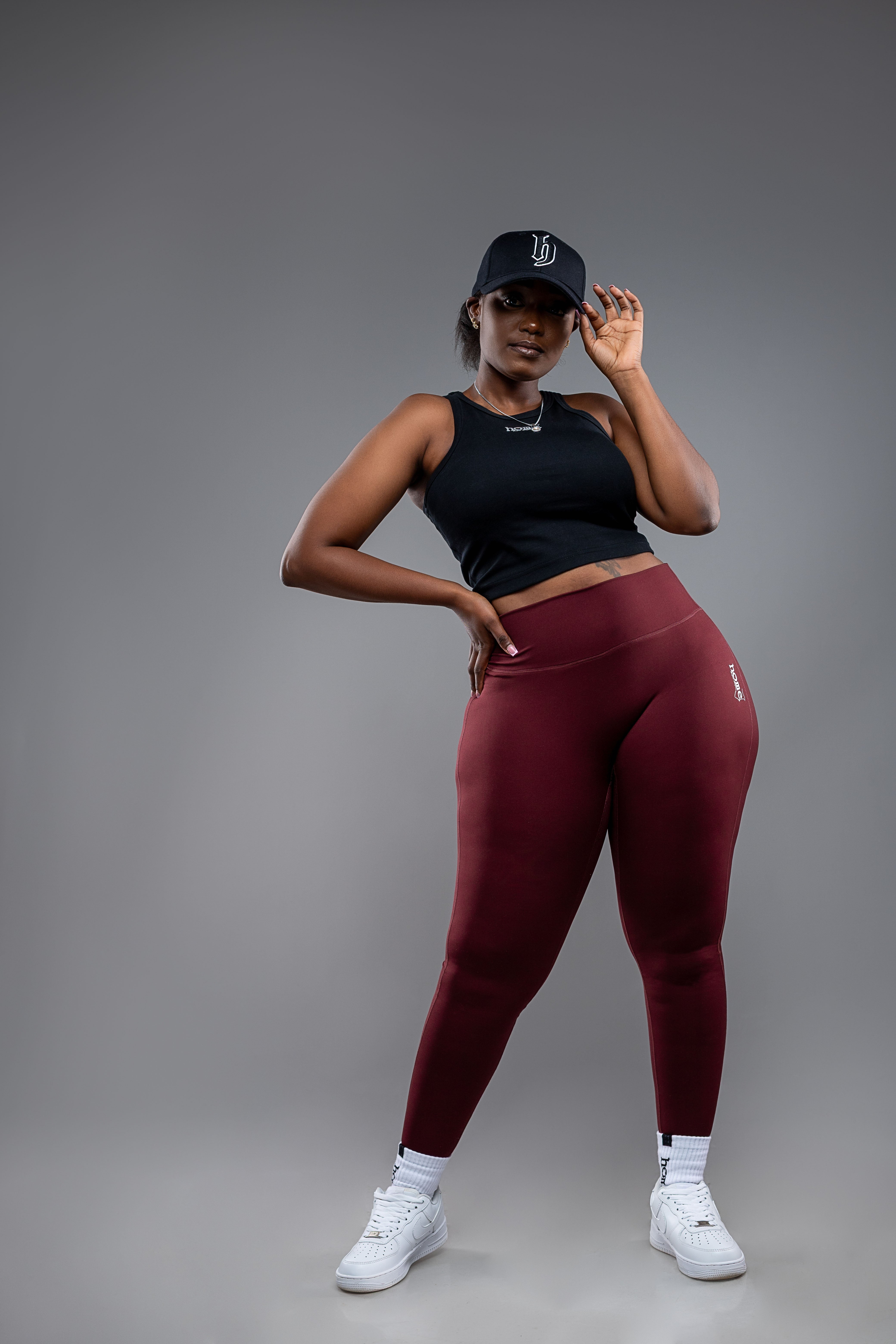 Cheeky Hi-Rise Leggings - Maroon