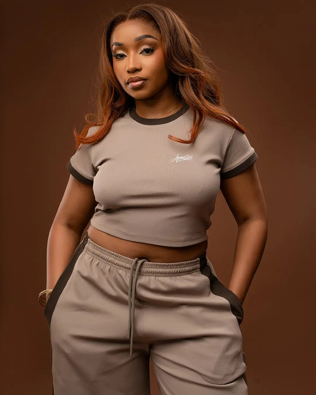 DOLLY CROPPED TEE - Cedar + Espresso