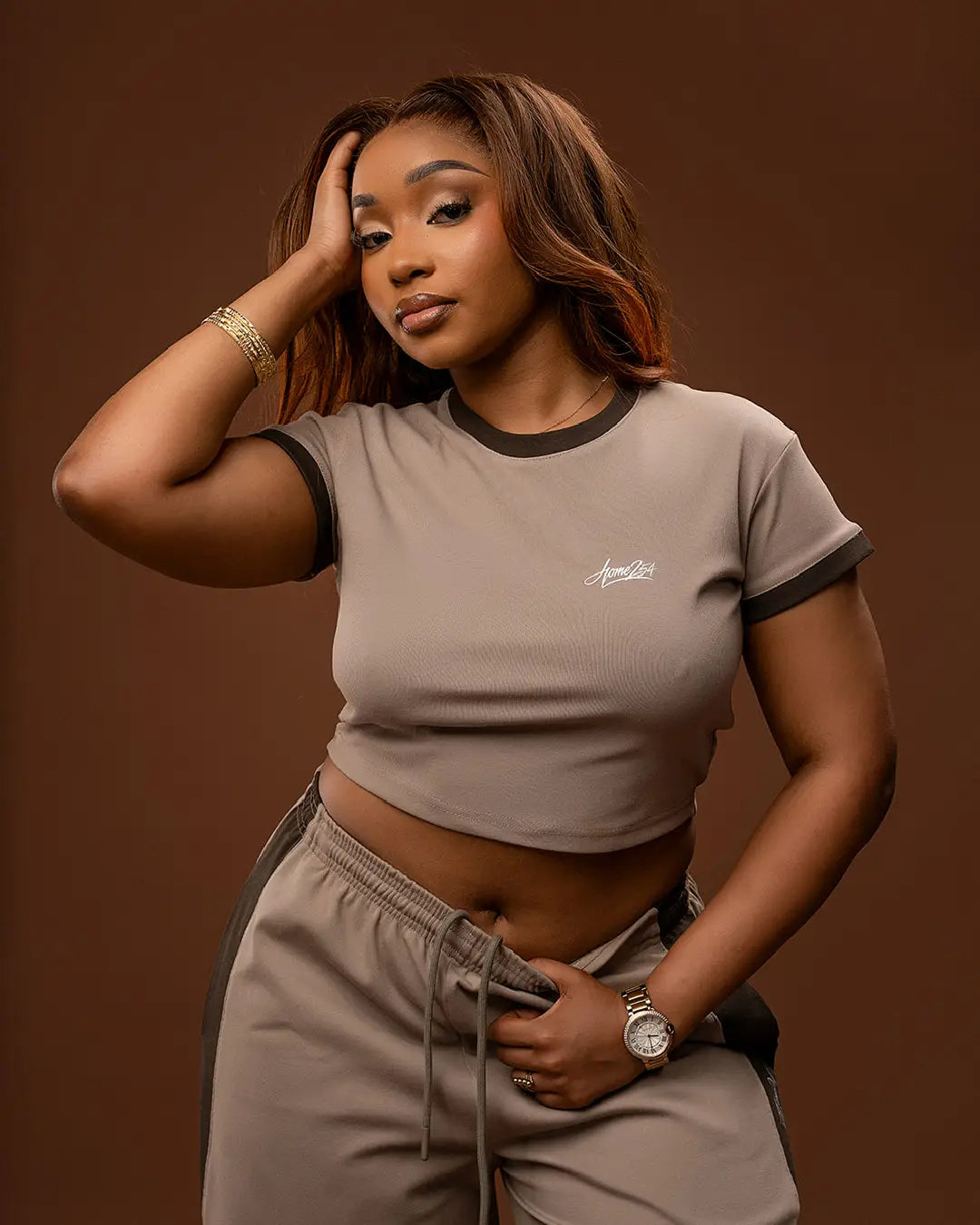 DOLLY CROPPED TEE - Cedar + Espresso