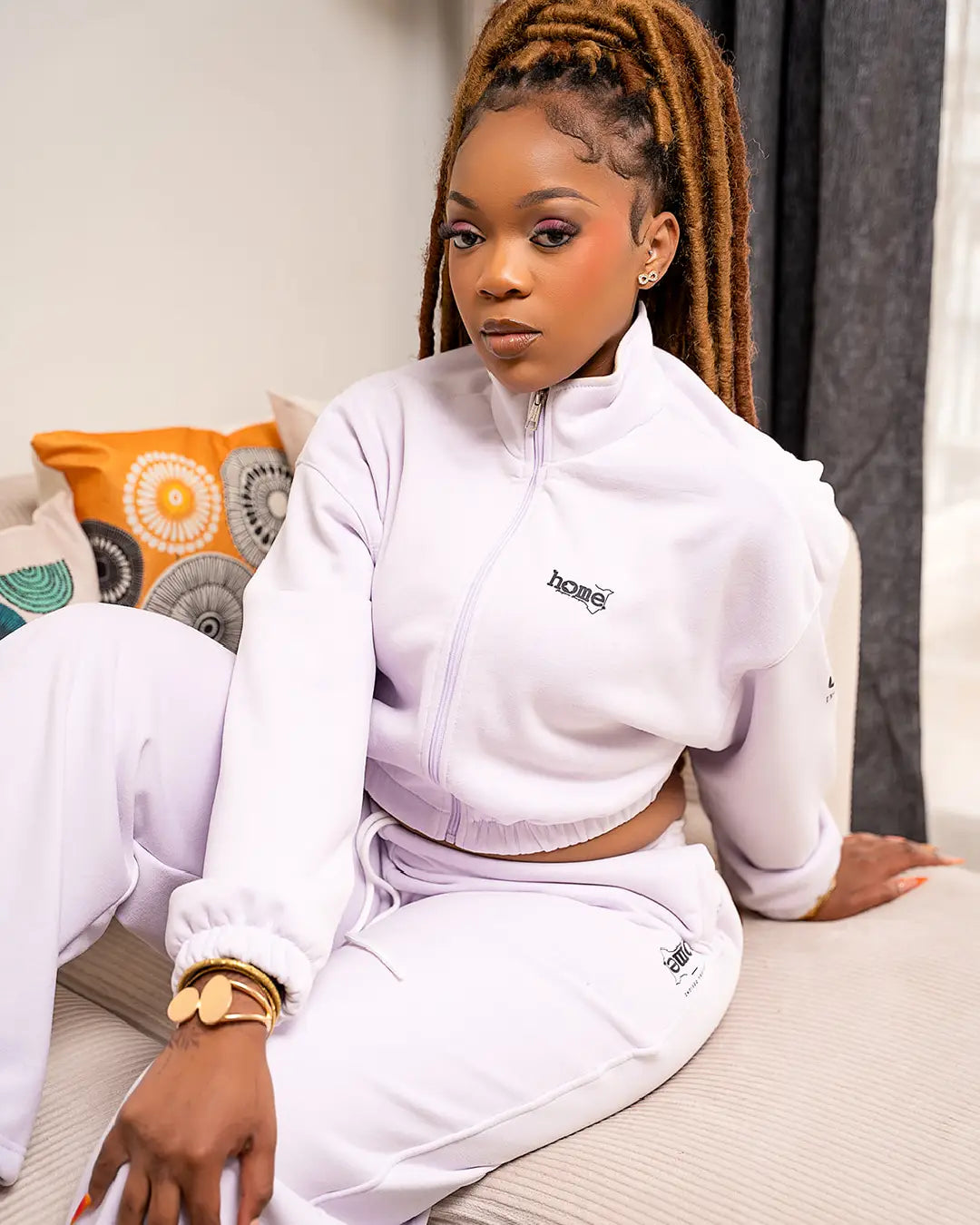 Moda Cropped Zip-Up Jacket – Lilac (Heavy Velvet Fabric)