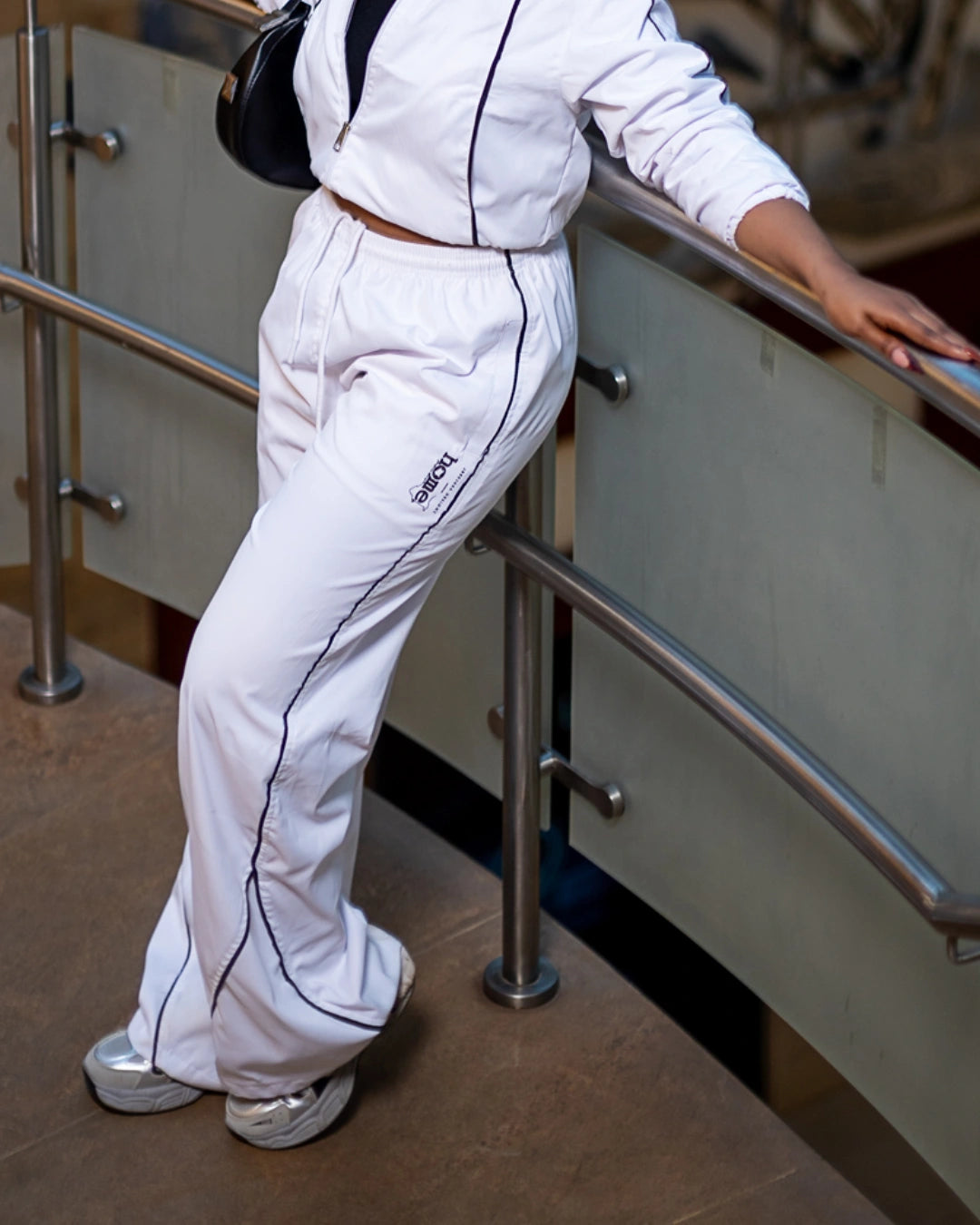 White Haven Matching Set – Women’s Fit (Cropped Jacket & Pants)