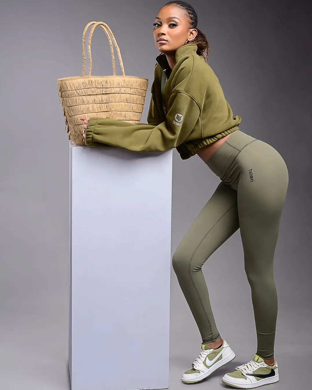 Cheeky Hi-Rise Leggings - Vintage Green