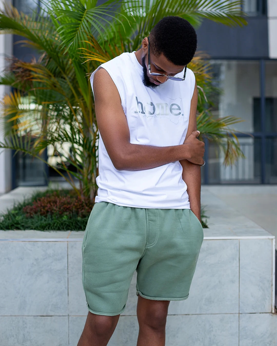 MENS LONG SHORTS - FINCH GREEN